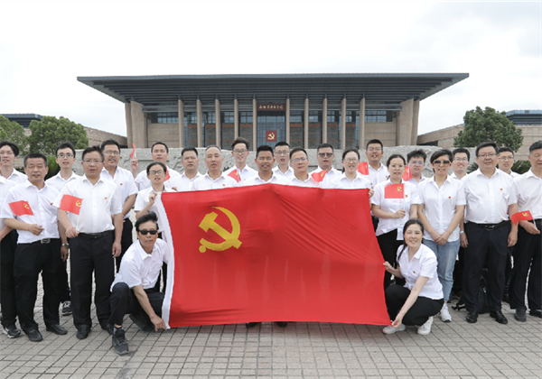 优秀党支部——beat·365二建党支部